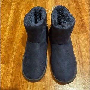 NWT Navy Blue Suede like boot